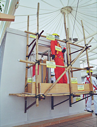 Truss-out scaffold work safety exhibition.