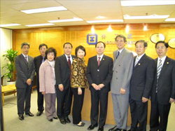 Permanent Secretary for Labour and Welfare Paul TANG Kwok-wai (third from right), Commissioner for Labour Mrs. Cherry TSE LING Kit-ching (fifth from left) with the delegation led by Vice Mayor GOU Zhongwen (fourth from right) of the People's Government of Beijing Municipality.