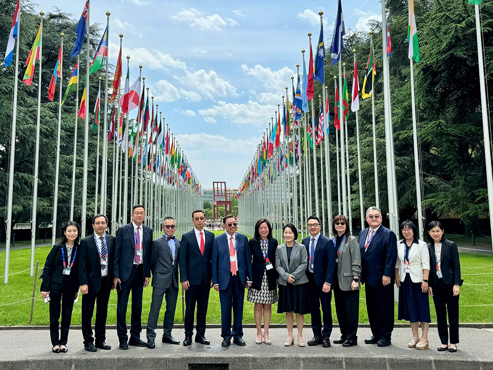 The Commissioner for Labour, Ms May Chan (centre), and members of the tripartite team attending the 112th Session of the International Labour Conference in Geneva, Switzerland